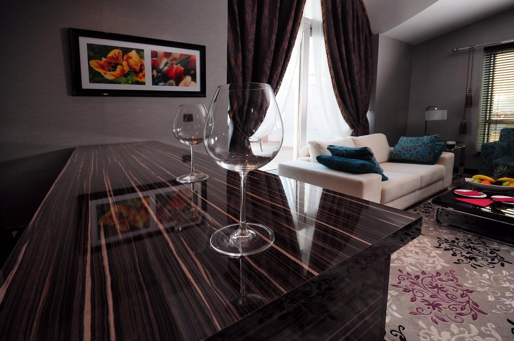 Ramada Plaza By Wyndham Izmit Ξενοδοχείο Κοτζαελί Εξωτερικό φωτογραφία A 3D rendering of a kitchen